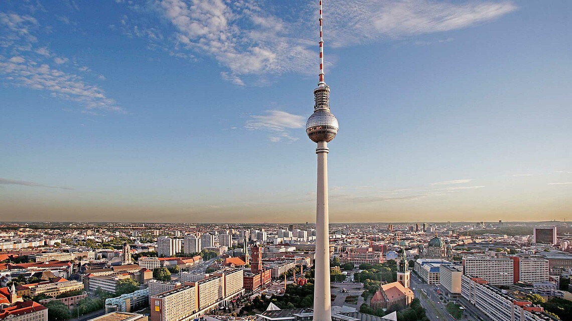 Blick auf Fernsehturm und Alexanderplatz, Brain City Berlin